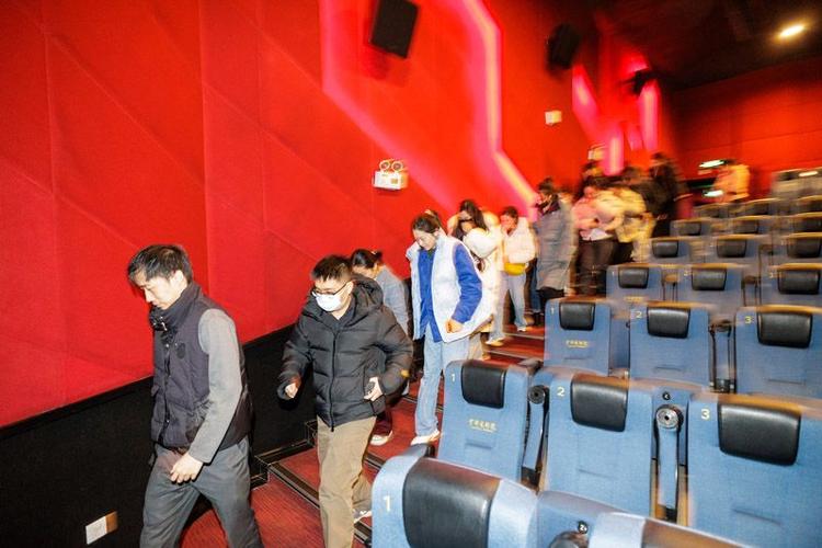 兴兴影院在线观看 - 最新电影、热门电视剧免费追剧平台，高清无广告观影体验