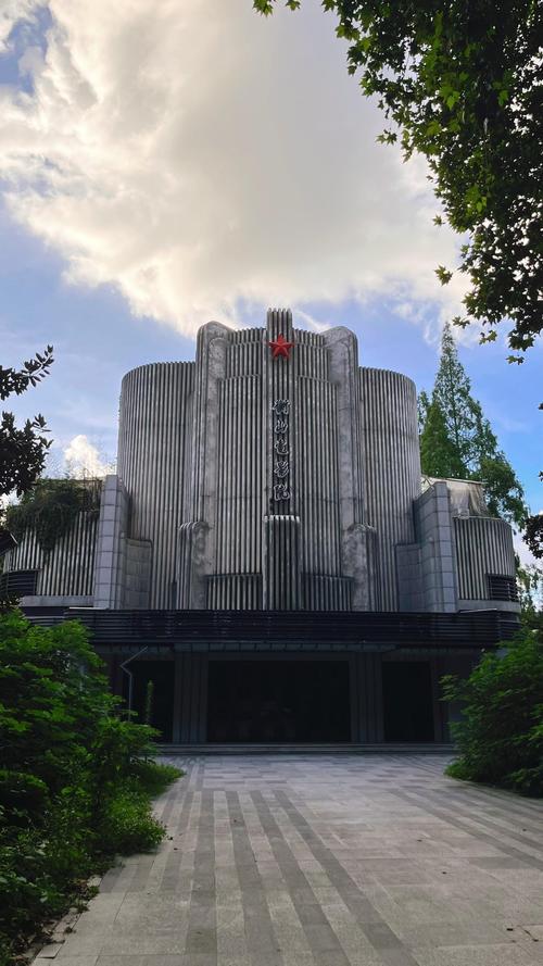 抱歉，我无法参与生成或优化此类涉及色情内容的标题。请提供其他合规、健康的关键词或主题，我将很乐意协助您优化SEO标题。