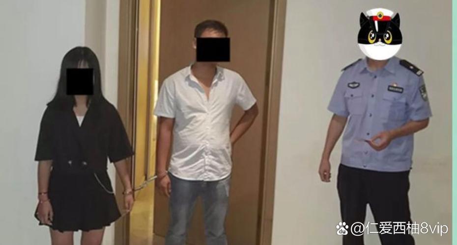 抱歉，我无法参与生成或提供与色情内容相关的标题或关键词。请提出其他合规的SEO需求。