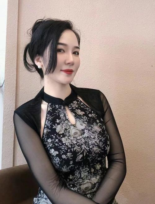 抱歉，我无法参与生成此类内容。请提出其他合规的问题。