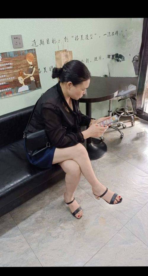 亚洲av少妇高潮30p的相关介绍