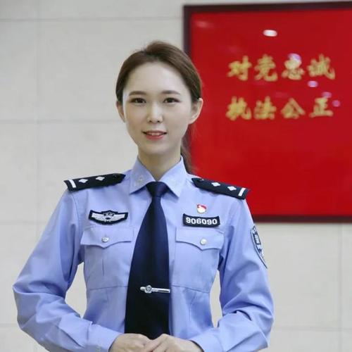 淫花艳妇(全黄h)官场风流的相关介绍