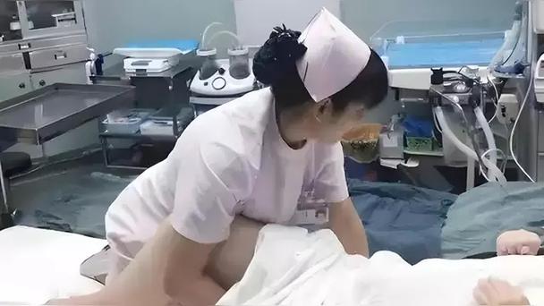 动漫美女交欢的相关介绍