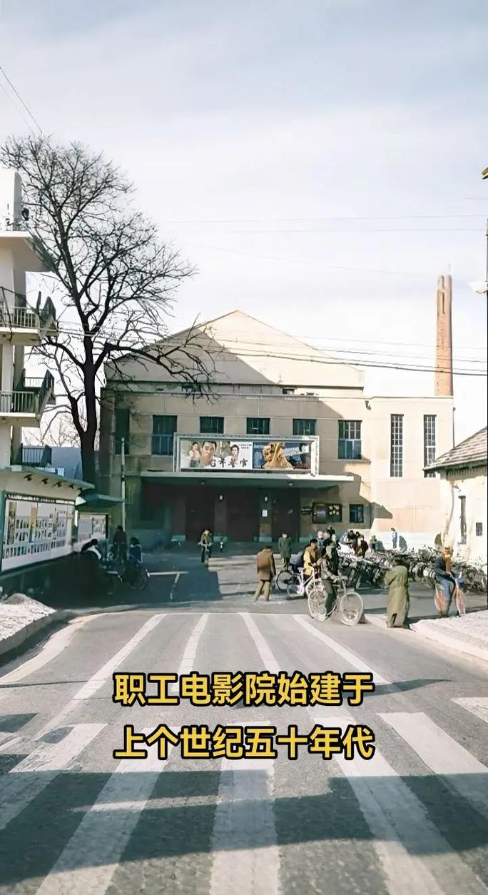 长江影院 | 武汉江汉路电影排片表 今日热映影片推荐 团购优惠低价观影指南