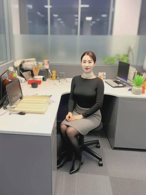 操美女操哭视频的相关介绍